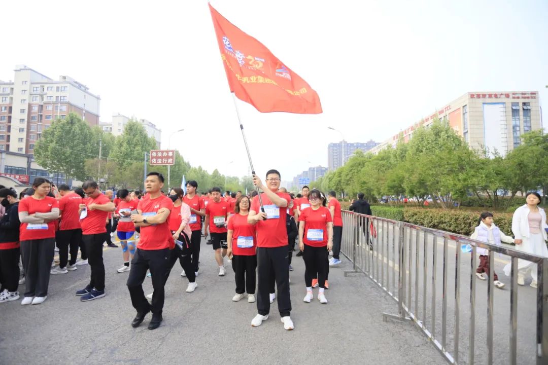 砥礪初心使命，汲取奮進(jìn)力量丨花花牛乳業(yè)集團(tuán)黨委組織開展學(xué)習(xí)“焦裕祿精神”主題黨日活動(dòng)